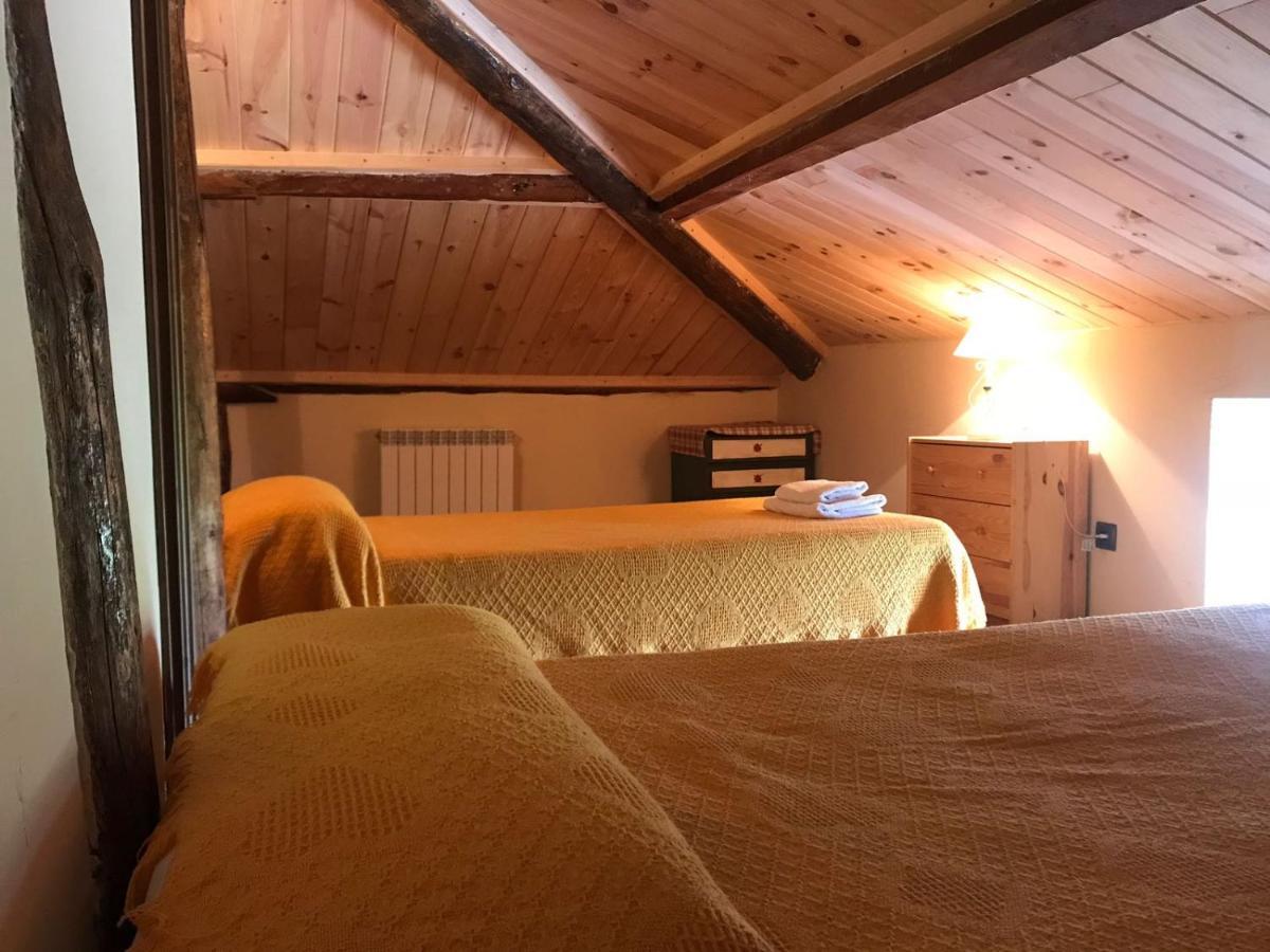 La Casa Del Abuelo Simon Guest House Fuente el Sauz Екстериор снимка