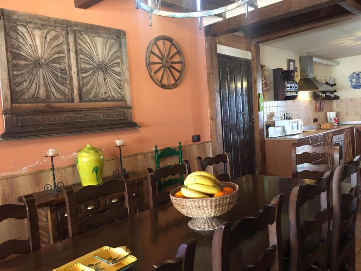 La Casa Del Abuelo Simon Guest House Fuente el Sauz Екстериор снимка