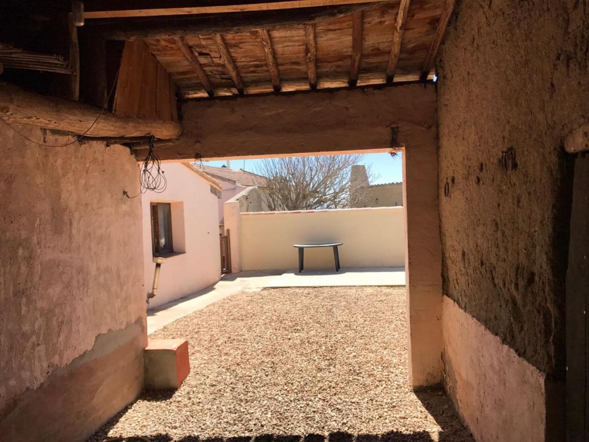 La Casa Del Abuelo Simon Guest House Fuente el Sauz Екстериор снимка